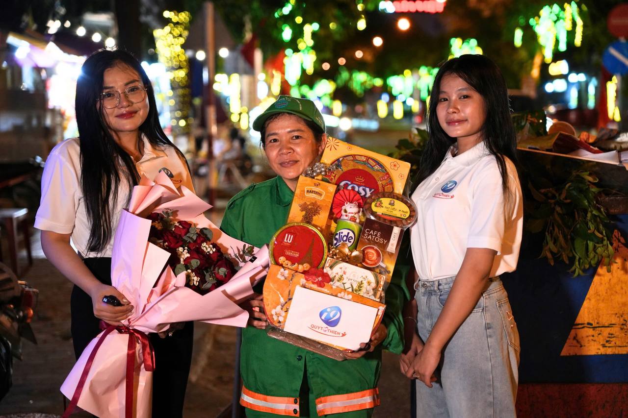 Hình ảnh mời bạn bè